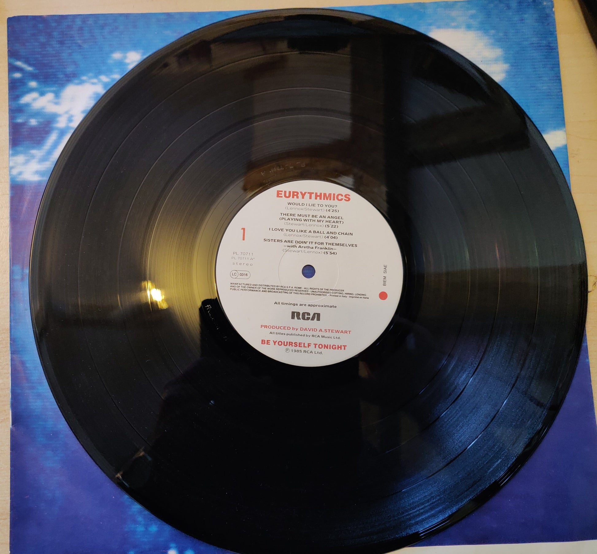 Eurythmics ‎– Be Yourself Tonight (PL70711) image 6