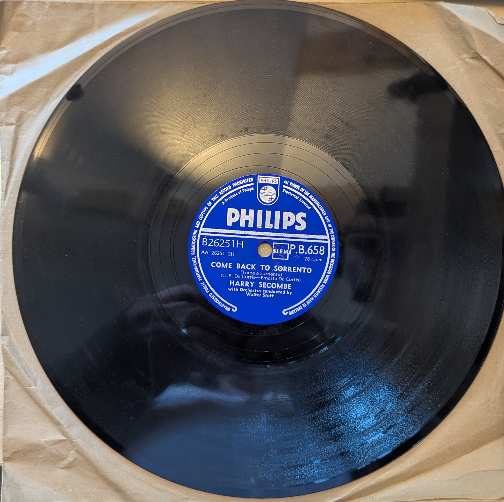 Harry Secombe ‎– Catari, Catari / Come Back To Sorrento (P.B. 658) image 1