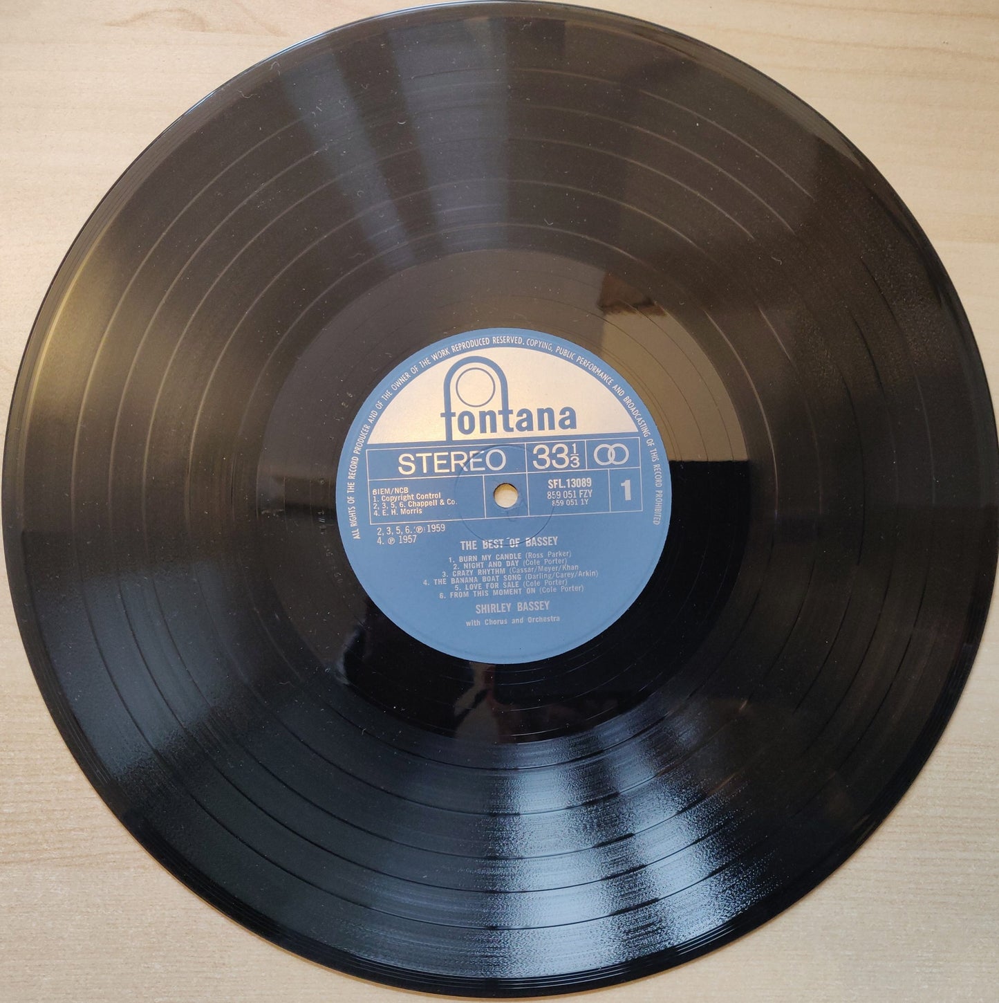 Shirley Bassey ‎– The Best Of Bassey (SFL13089) image 4