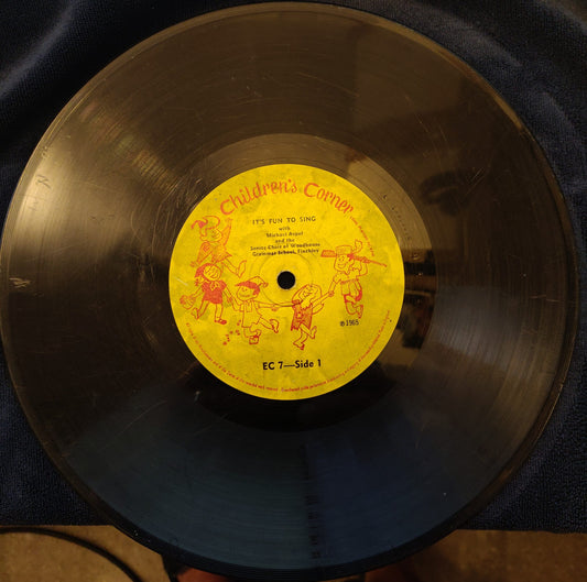 Michael Aspel ‎– It's Fun To Sing (EC7) image 0